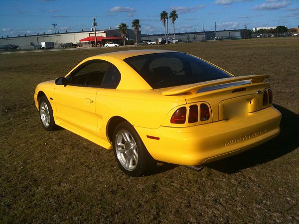 Some pics of my 2011 GT and others-img_4125.jpg