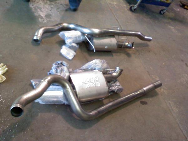 My new exhaust system,-Borla Cat-Back (Atak System) w/ X-pipe-1103110825.jpg