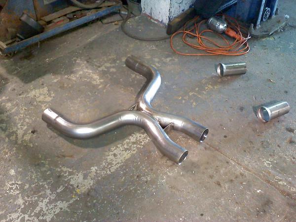 My new exhaust system,-Borla Cat-Back (Atak System) w/ X-pipe-1103110830.jpg