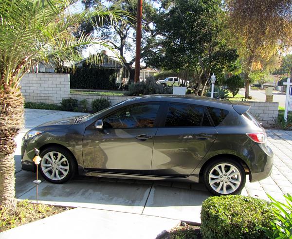 show us your beater/daily driver-mazda3detailed2.jpg