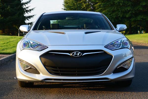 Autoguide comparison: V6 PP vs. Genesis 3.8: ouch-2013-hyundai-genesis-coupe-front.jpg