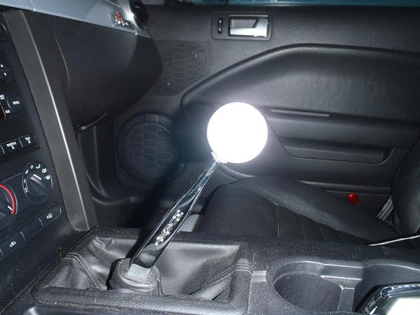 My first impression of the Hurst shifter.-p2240531.jpg