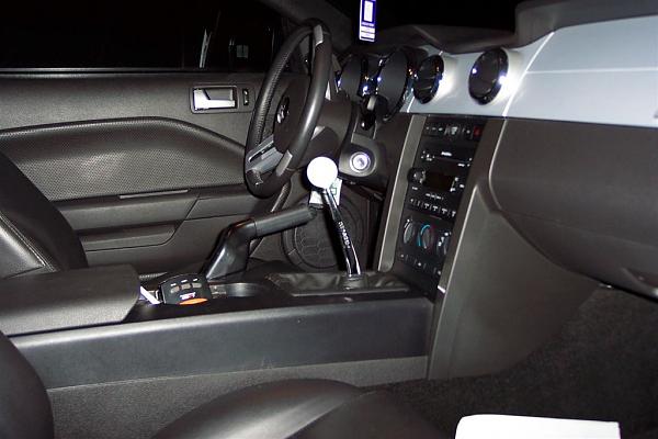 My first impression of the Hurst shifter.-100_2875.jpg