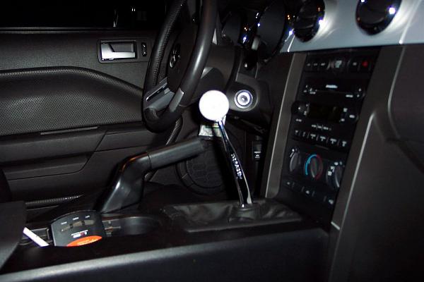 My first impression of the Hurst shifter.-100_2876.jpg