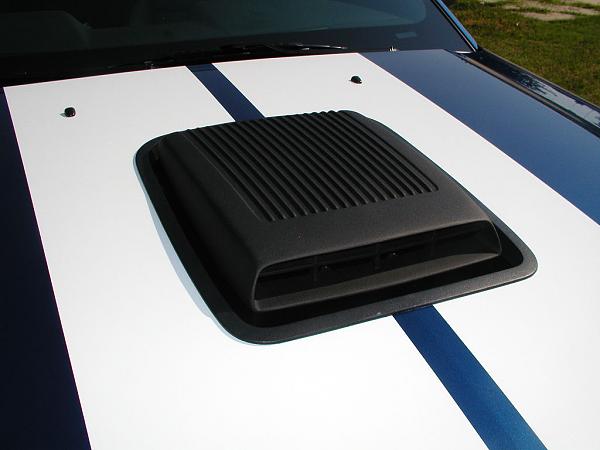 JLT &amp; Shaker Hood Combo 2005-2009 Mustang*-shaker-done-close-up-1-web.jpg