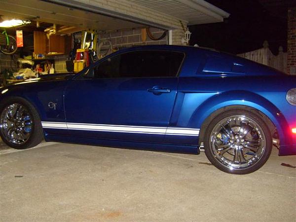 2006 Mustang Shelroush-stang-2006-010-small-.jpg