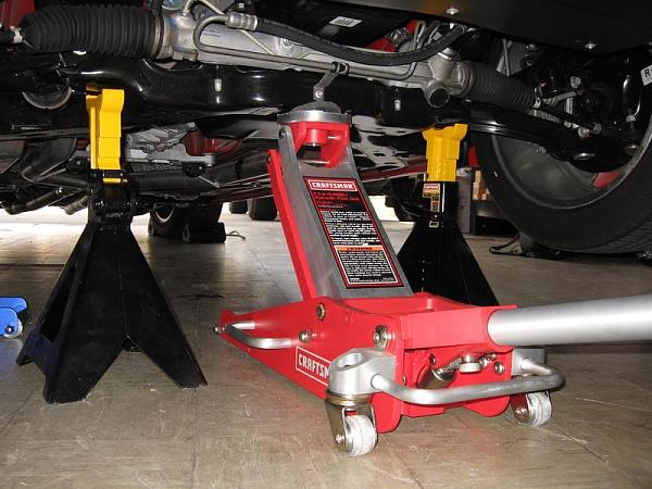 Where to place Jack Stands for exhaust work?-07gtcsacmanor-062.jpg