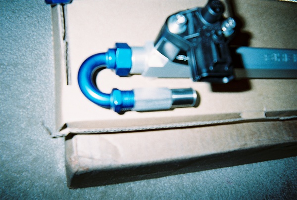 Fuel Rail Thread Leaks " HELP "-765452-r1-14-11a.jpg