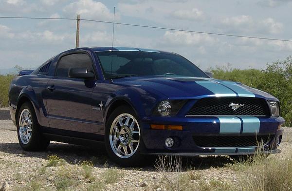 What's the "Roller" on the V6 Exhaust pipe?-05069.jpg