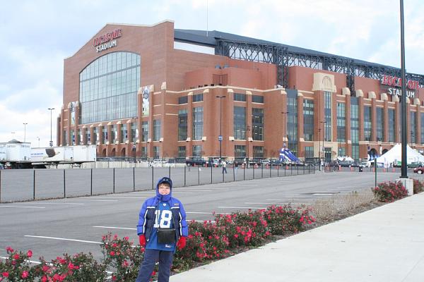 I went to see the Colts play-outside.jpg