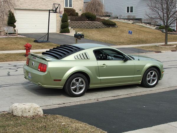 Mounting Rear Window Louvers-copy-dscf5903.jpg