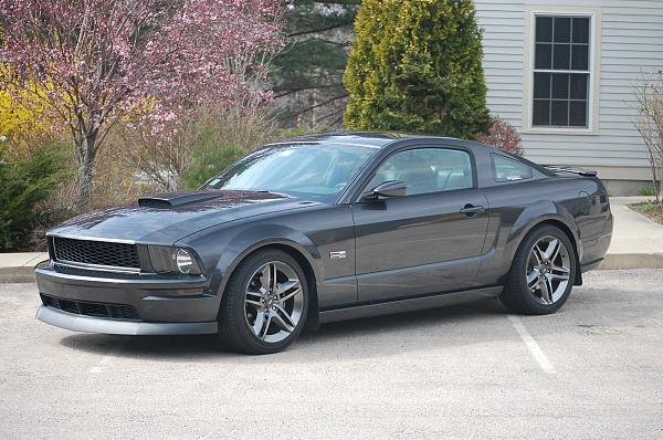 Questions about 05-09 front chin spoilers-dsc_0012.jpg
