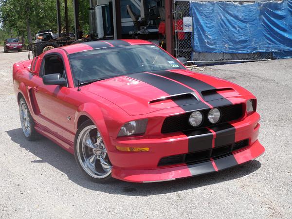 Mystery 8 hood installed-red-gfx-without-louvers.jpg