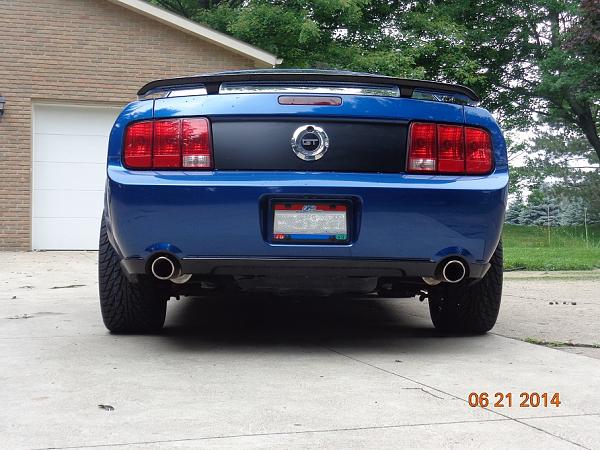 SHOW US YOUR WHEELS 2005-2009 S-197 GEN 1 Only *-rear.jpg