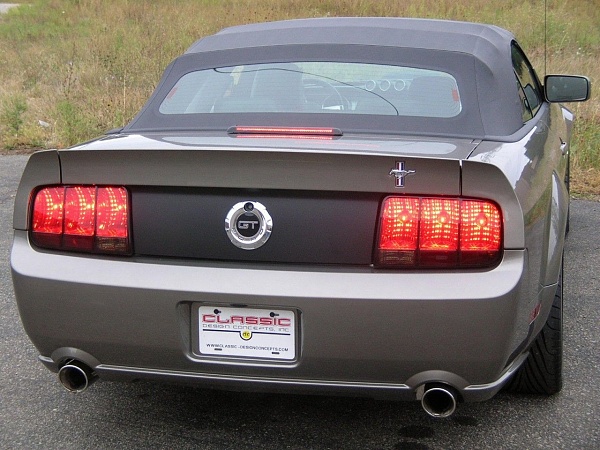 Rear spoiler option...-ducktail_spoiler_1_06495_1359646472_1280_1280_e1e6a1b99ab38445d8e7438993d30e86b2b3b4eb.jpg