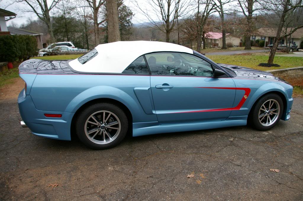Name:  9047_2005-2009_mustang_cervinis_stalker_body_kit-3.jpg
Views: 786
Size:  116.4 KB
