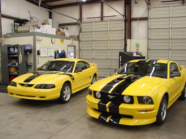 Started on my BSM 12" White Shelby Stripes-dsc02682.jpg