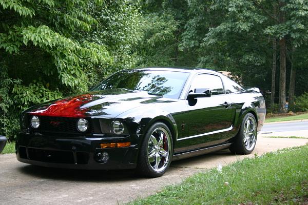 Its finally ON!...the flamed steeda hood-img_1053.jpg