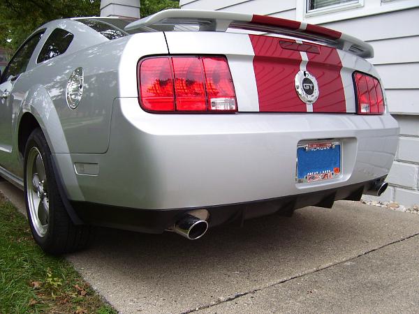 Another GT500 rear bumper (ty -KC)-stangrear1.jpg