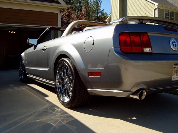 SHOW US YOUR WHEELS 2005-2009 S-197 GEN 1 Only-stang-008.jpg