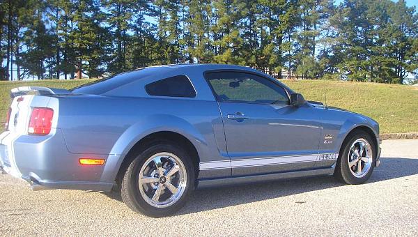 New Stripes, Wheels, Shaker, CDC Chin Spoiler and More!!!!!-mustang7.jpg