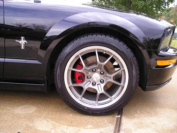 Ford GT wheels/replicas -- pic requested-pb110109.jpg