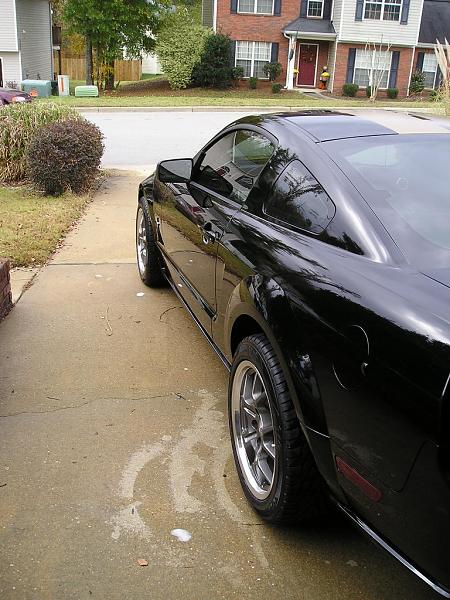 Ford GT wheels/replicas -- pic requested-pb110106.jpg