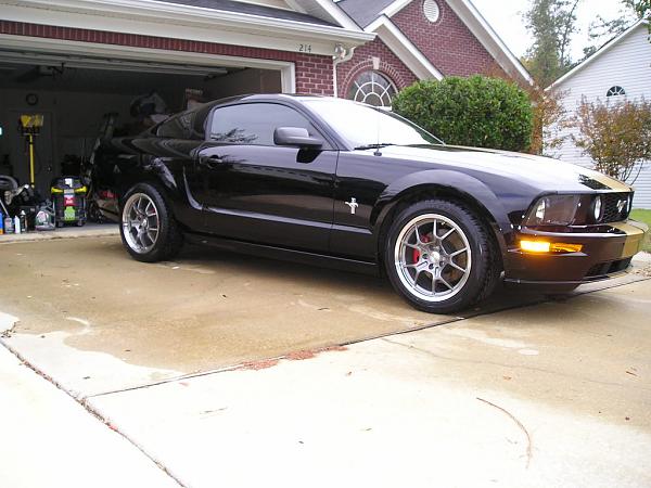 Ford GT wheels/replicas -- pic requested-pb110102.jpg