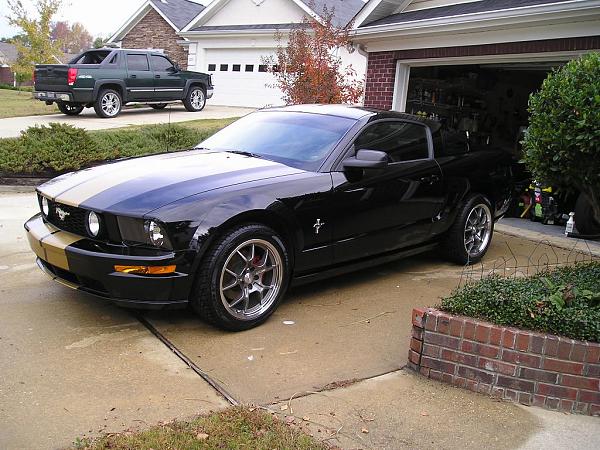 Ford GT wheels/replicas -- pic requested-pb110108.jpg