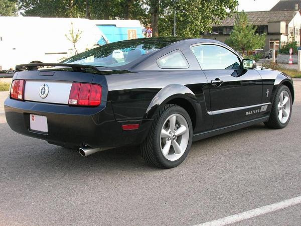 Rocker Panel stripes?-back-20stripe-20trunk.jpg