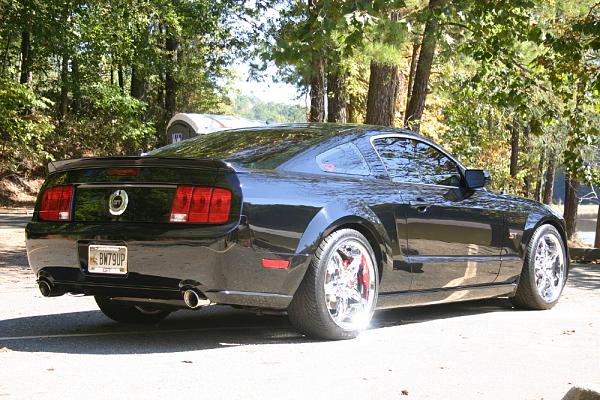 Pics of stangs with 19" and lowered-img_0168.jpg