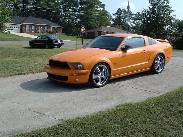 GT 500 Fascia Grille Emblems - Snake or Pony?-gt500_orange.jpg