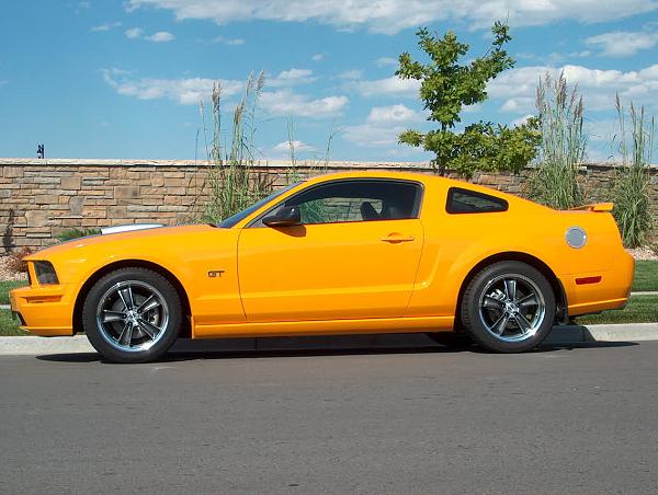 Has anyone seen this fuel door?-hpim0236a.jpg