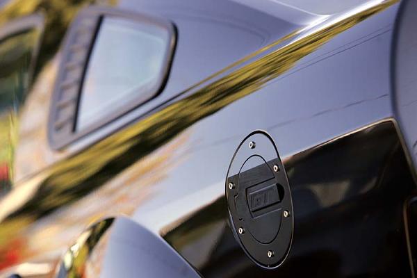 Has anyone seen this fuel door?-qtrrear.jpg