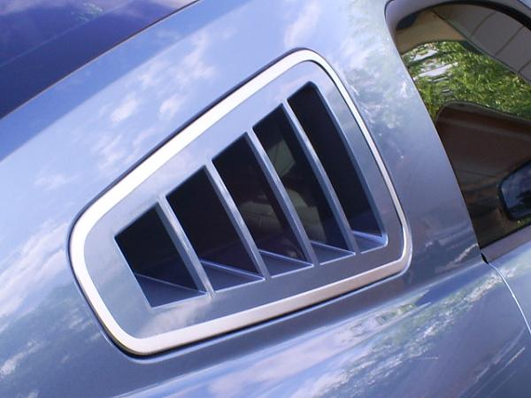 Louver replacement for quarter window glass-s5030274.jpg