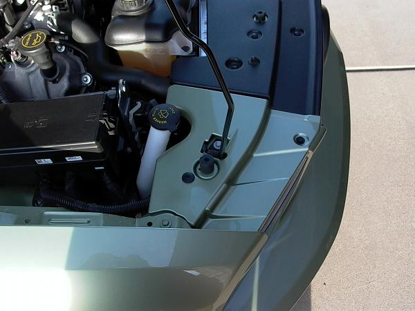 MWAG "GLOSSY" Radiator Ext Covers Installed!!!-p1010447.jpg