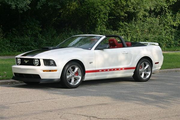 GT with V6 Body Stripes??-img_0071-medium-.jpg