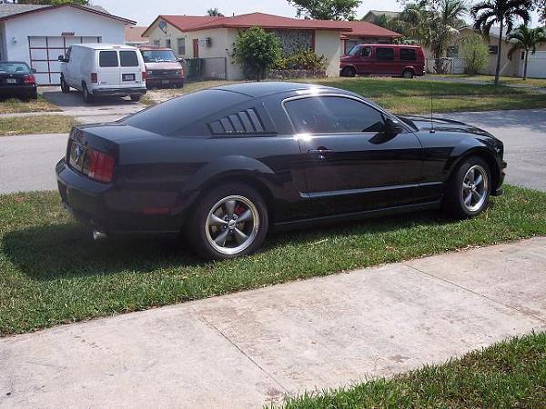 cs-6 hood painted! sigh... stripes?-100_0991-2.jpg