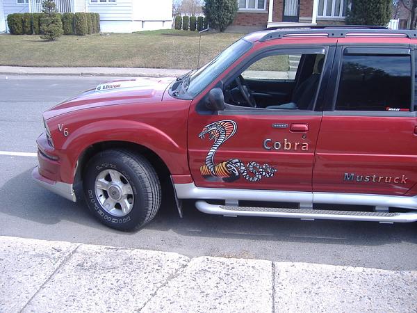 Custom shop destroys a Mustang-2007_0429image0003.jpg