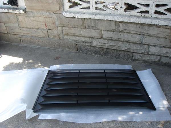 Back window Louvers, for my wife GTCS-mustang-2007-004.jpg