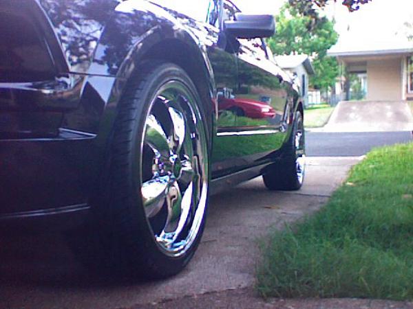 Any un-lowered mustangs w/ 19" or 20"-rims-13.jpg
