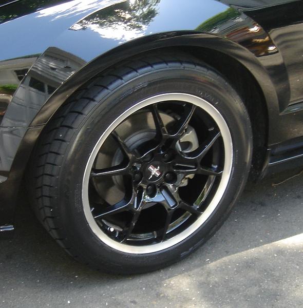 American Muscle GT4 Wheels installed-dsc00316.jpg