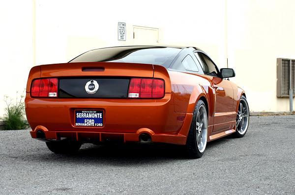 Any pics of SSE rear valance lip on V6?-final-rear.jpg