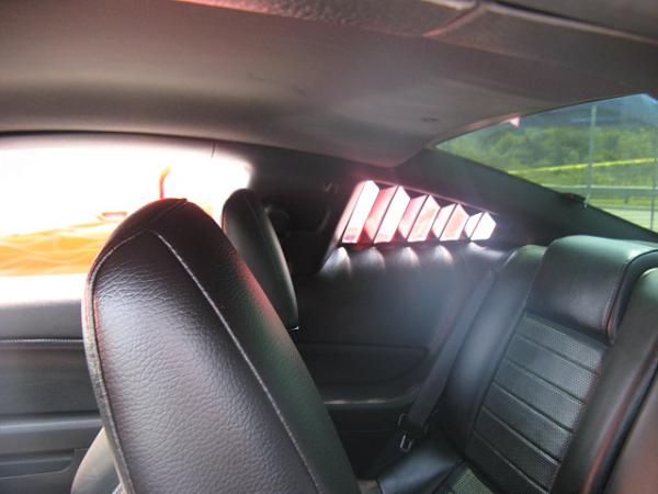 Louver replacement for quarter window glass-img_0146.jpg