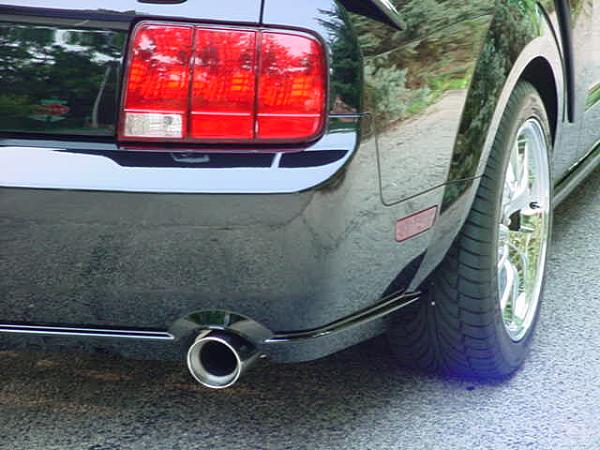 Let's see those lowered 05's-mvc-037s.jpg