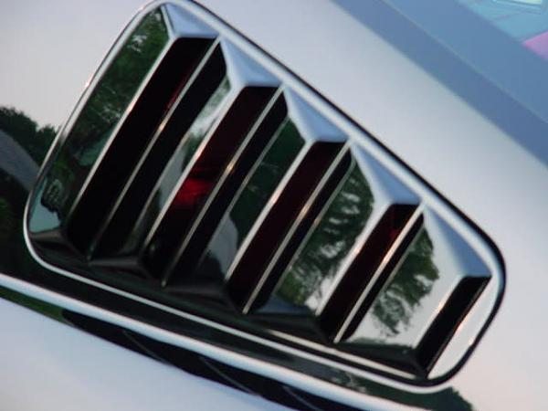 Let's see those lowered 05's-mvc-038s.jpg