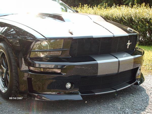 Finally some pix's of the new stripes-black-grill3.jpg