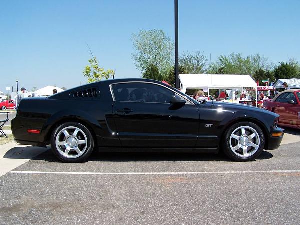 Ford GT wheels/replicas -- pic requested-bettynatl1.jpg