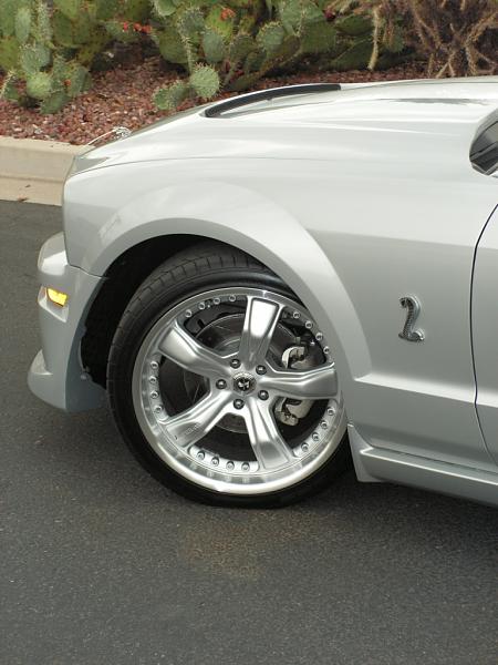 SHOW US YOUR WHEELS 2005-2009 S-197 GEN 1 Only *-2006-ford-mustang-shelby-cs8-stripes-013.jpg