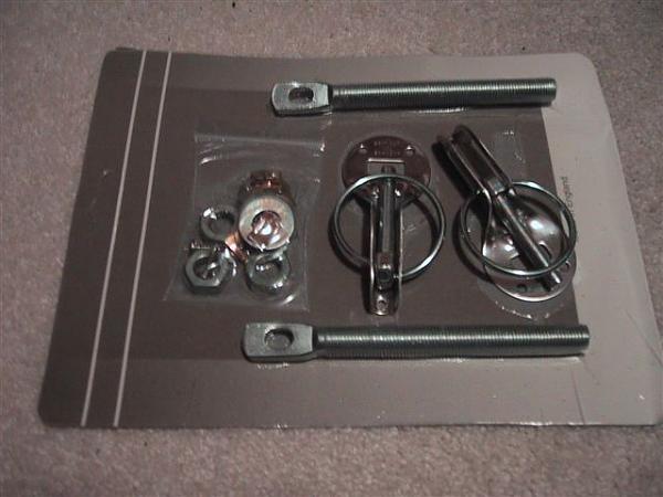 Trufiber Gts2-hood-pins.jpg